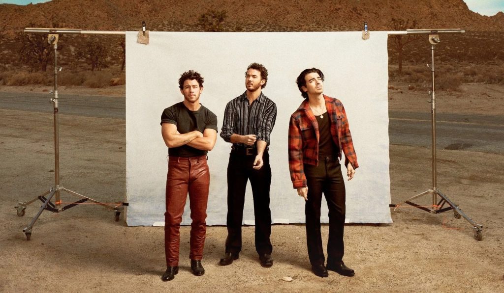 JONAS BROTHERS